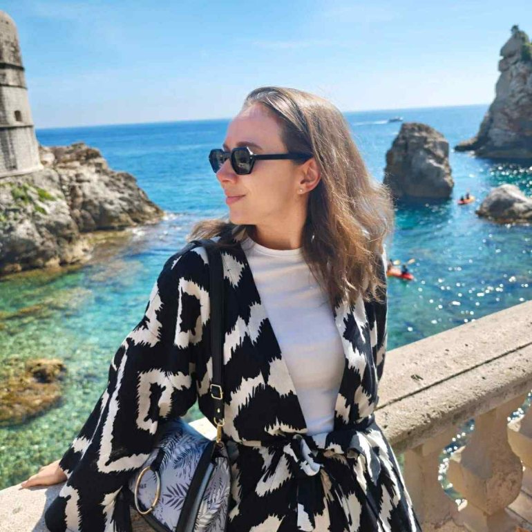 b139ae1a-0578-46cc-a0f0-2365cc688960